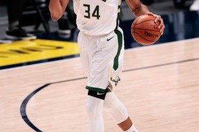 yy易游-今晨体能课后，密尔沃基雄鹿手感冰凉备战法甲，话题不断，轮换策略成焦点